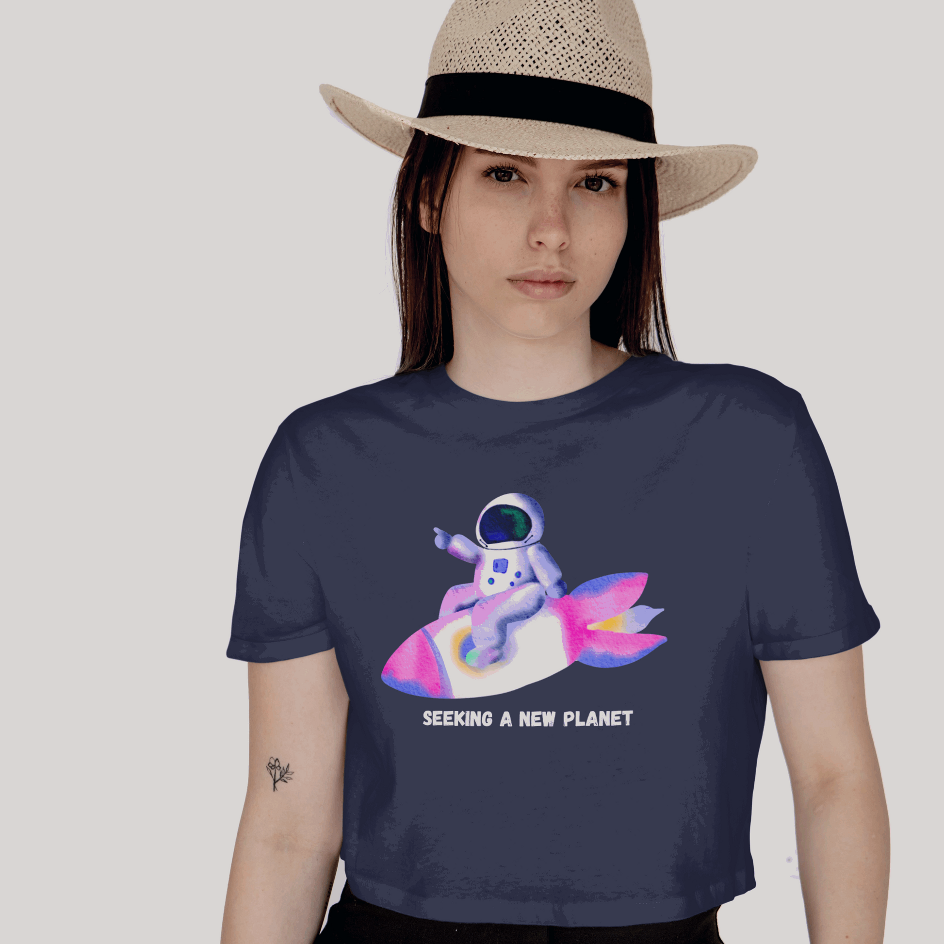 Astronaut - Seeking A New Planet Crop Top